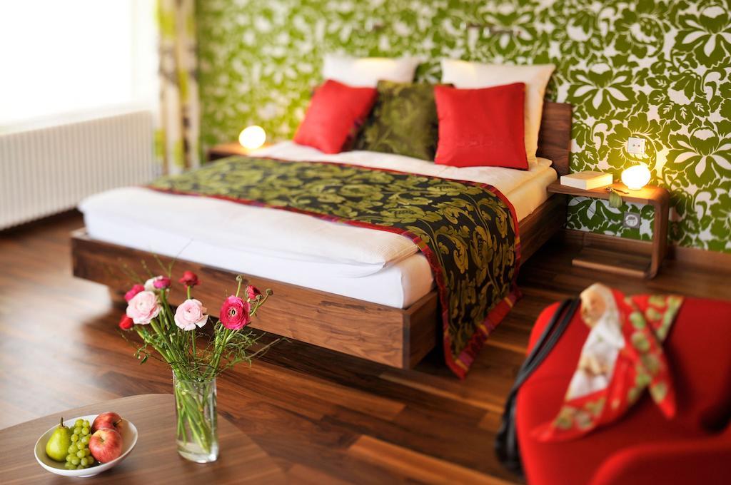 La Belle Saison Bed & Breakfast Mollens  ห้อง รูปภาพ